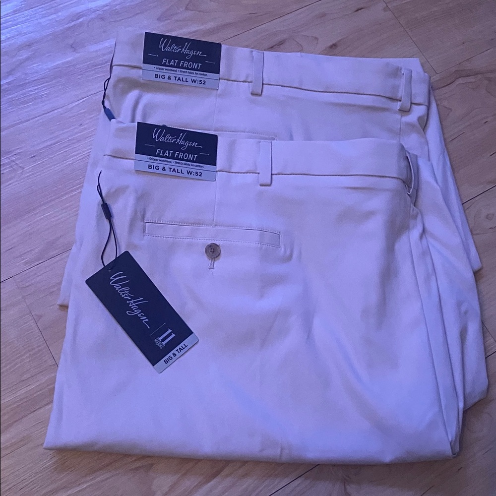 Two Walter Hagen shorts in Khaki